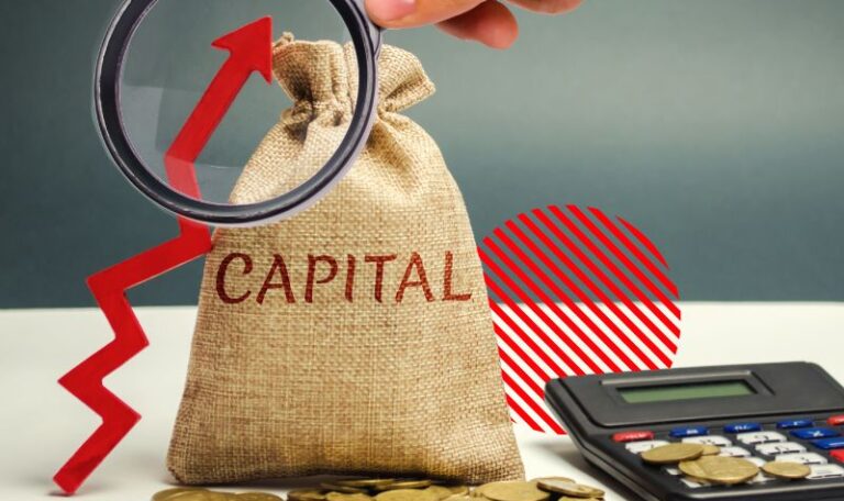 Representação de capital de giro com moedas, calculadora e símbolo de crescimento, indicando a importância do controle financeiro e da gestão eficiente dos recursos para manter a operação da empresa.