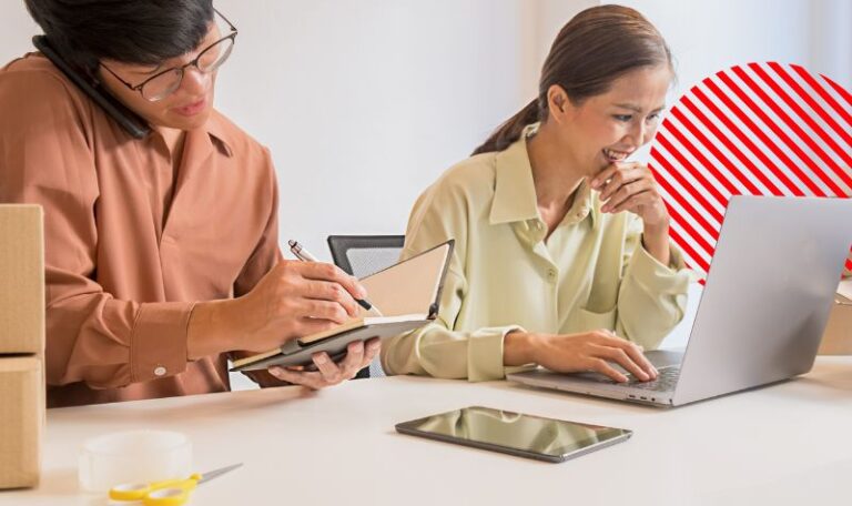 Profissionais registrando e acompanhando o controle de pedidos de compra em sistema ERP, garantindo organização, integração entre setores e eficiência no processo de compras.