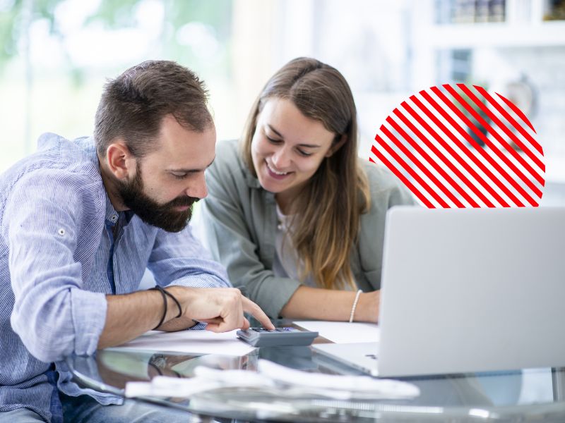Gestores analisando o ponto de equilíbrio financeiro da empresa